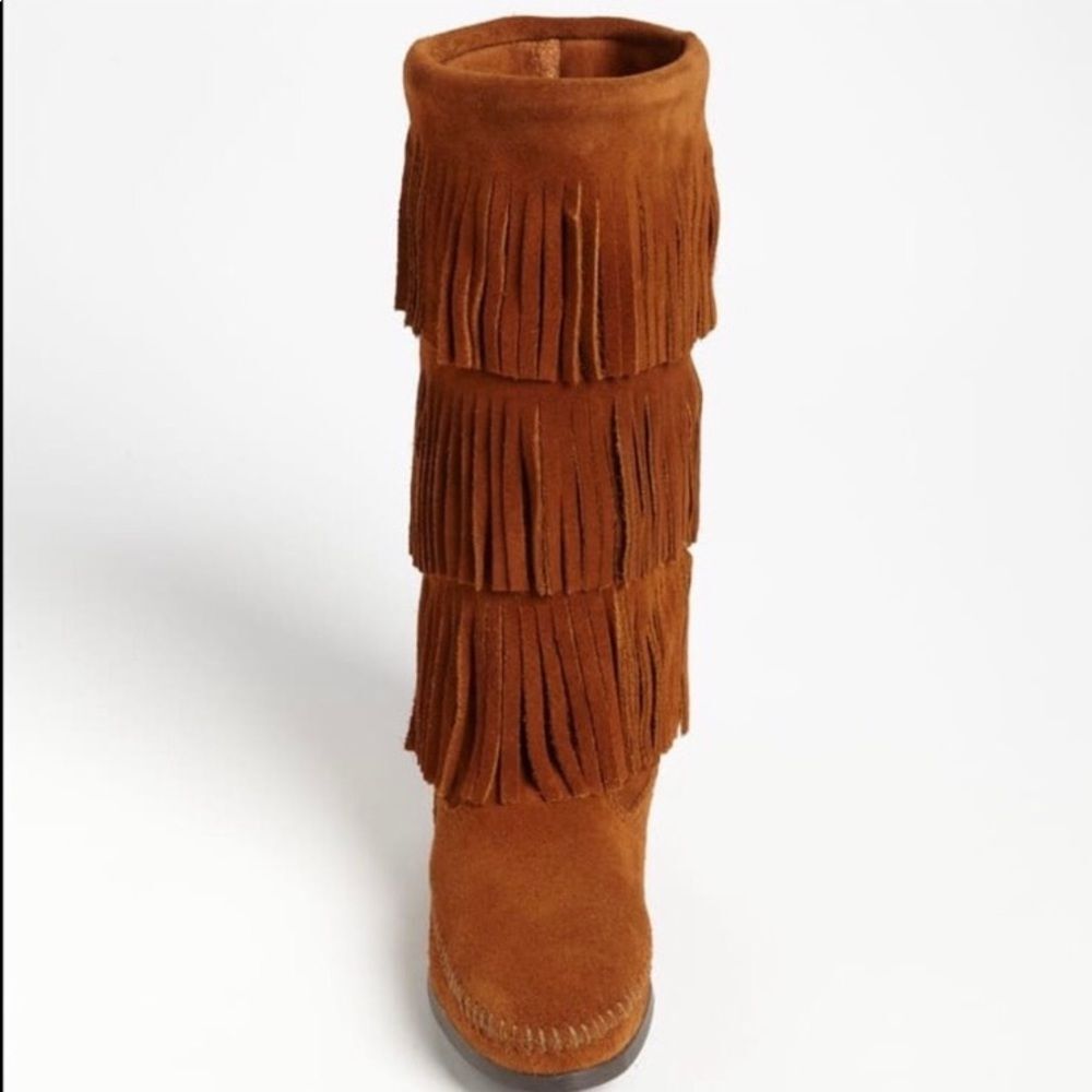 Minnetonka moccasin…worn once!!  ✨✨✨ - Picture 3 of 4
